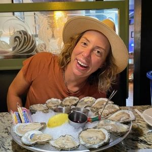 Meet your Posher, Dana